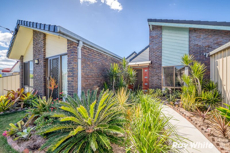 Photo - 18 Pheasant Avenue, Banksia Beach QLD 4507 - Image 6