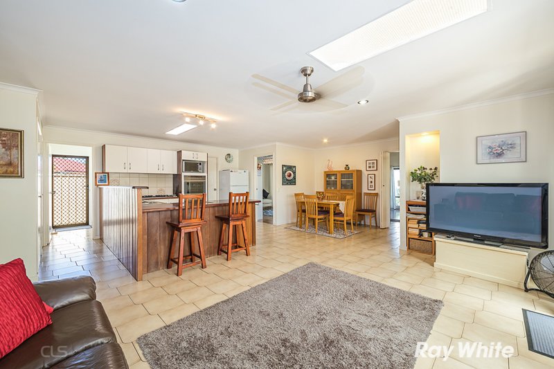 Photo - 18 Pheasant Avenue, Banksia Beach QLD 4507 - Image 11