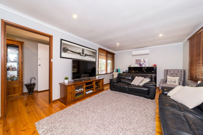 Photo - 18 Phelps Street, Elizabeth East SA 5112 - Image 2