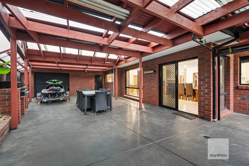 Photo - 18 Piccadilly Court, Greenvale VIC 3059 - Image 21