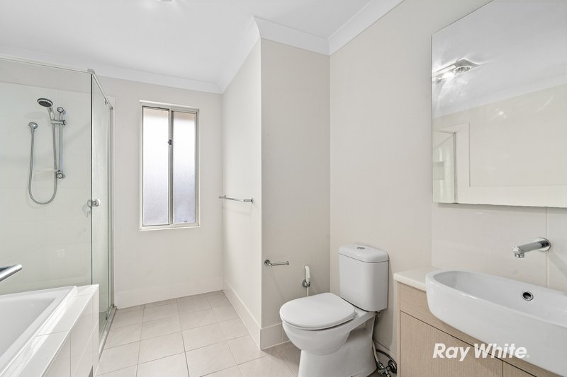 Photo - 18 Piora Street, Colebee NSW 2761 - Image 6