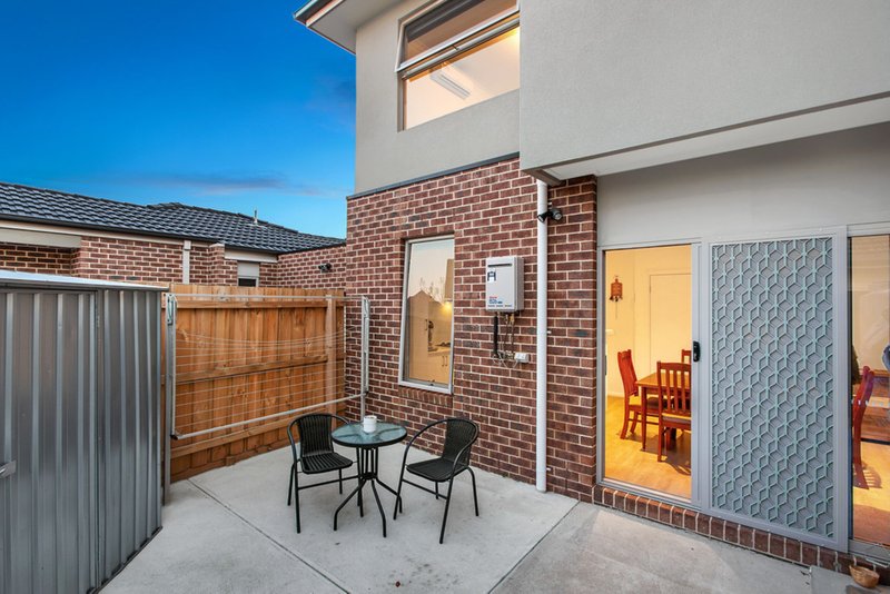 Photo - 1/8 Plane Street, Thomastown VIC 3074 - Image 11