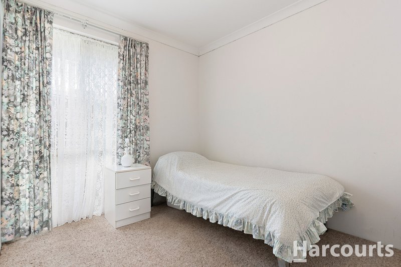 Photo - 18 Portmarnock Circle, Halls Head WA 6210 - Image 7