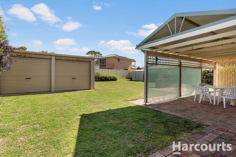 Photo - 18 Portmarnock Circle, Halls Head WA 6210 - Image 10