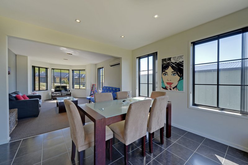 Photo - 18 Presnell Street, Granton TAS 7030 - Image 7