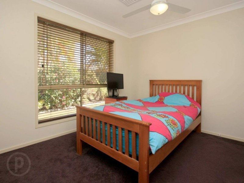 Photo - 18 Prestwick Street, Oxley QLD 4075 - Image 12