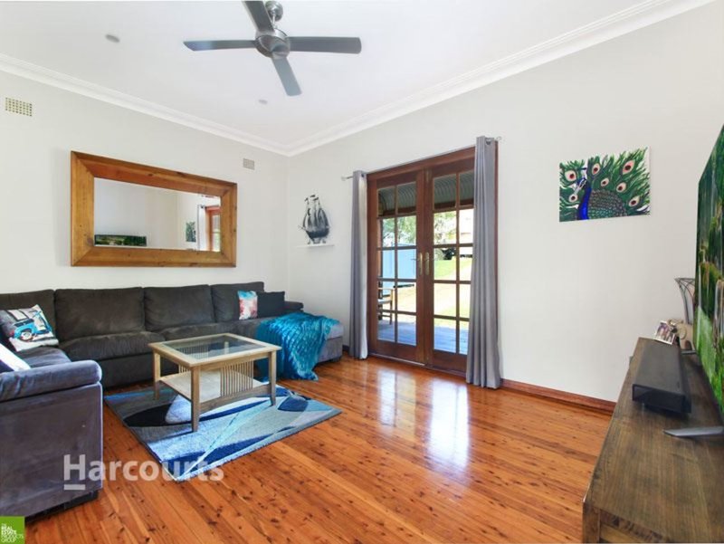 Photo - 18 Prince Edward Drive, Dapto NSW 2530 - Image 2