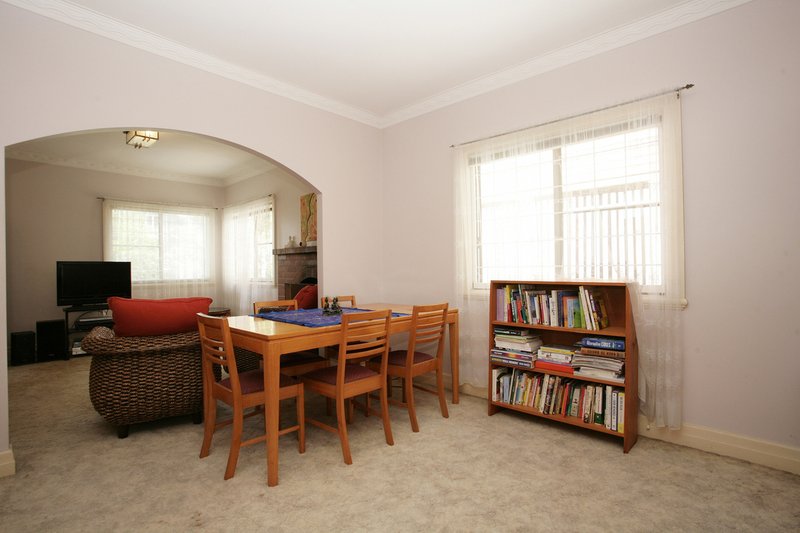 Photo - 18 Princess Street, Camp Hill QLD 4152 - Image 3