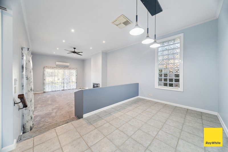 Photo - 18 Putnam Avenue, Strathdale VIC 3550 - Image 10