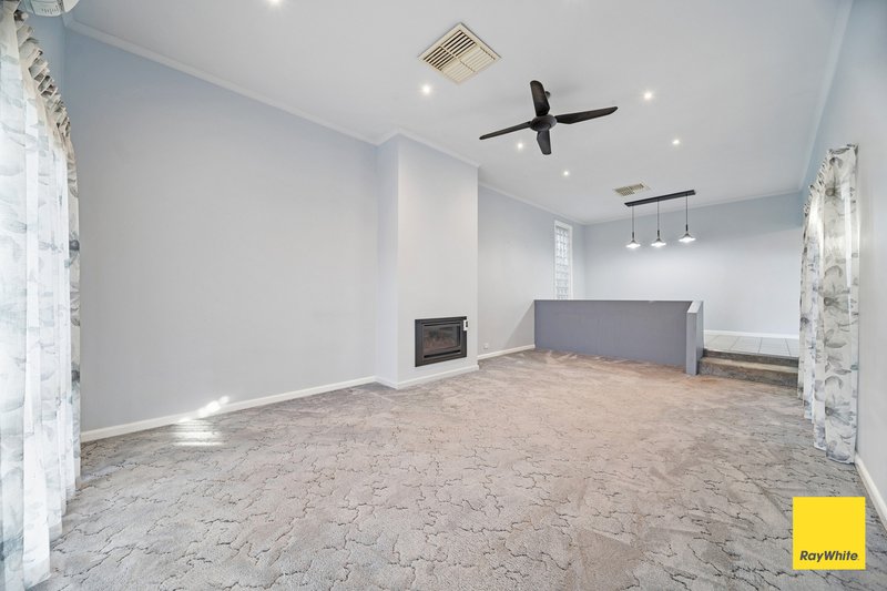 Photo - 18 Putnam Avenue, Strathdale VIC 3550 - Image 12