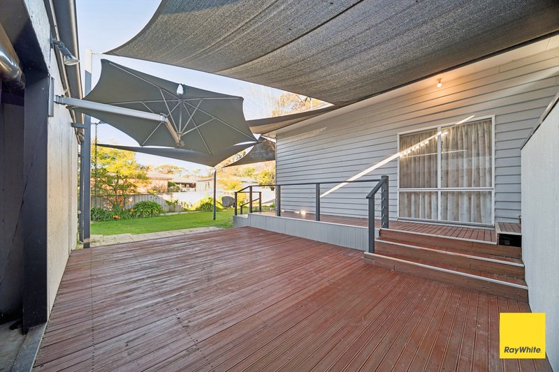 Photo - 18 Putnam Avenue, Strathdale VIC 3550 - Image 14
