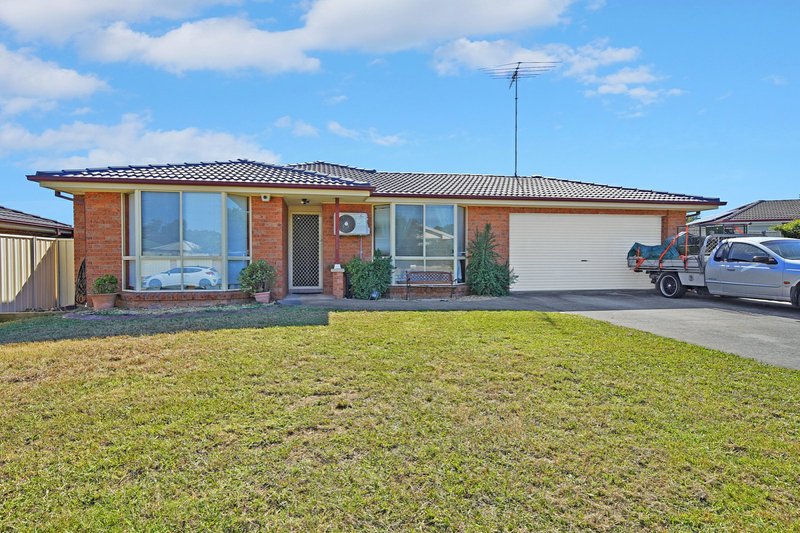 18 Pyramus Circuit, Rosemeadow NSW 2560