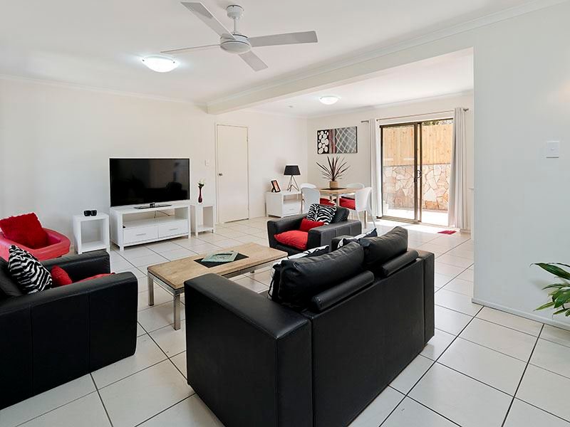 Photo - 18 Quantum Street, Carseldine QLD 4034 - Image 5