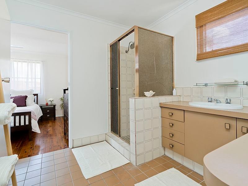 Photo - 18 Quantum Street, Carseldine QLD 4034 - Image 13