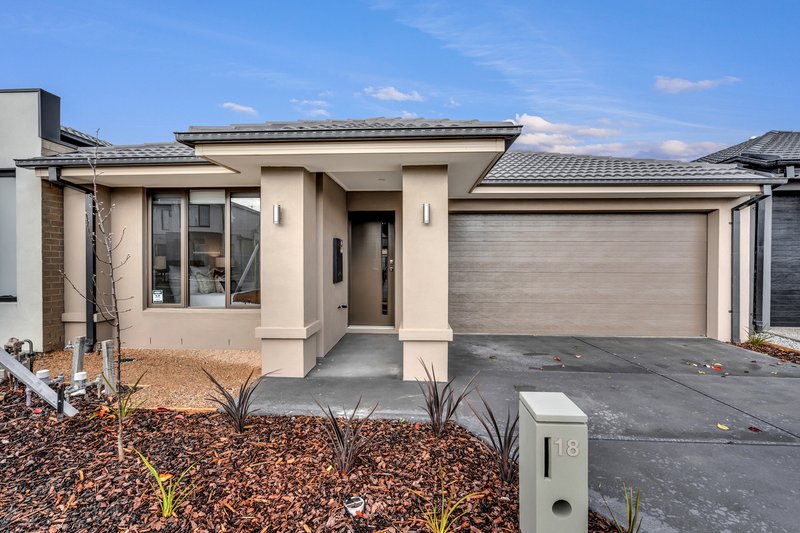 18 Quebec Avenue, Craigieburn VIC 3064