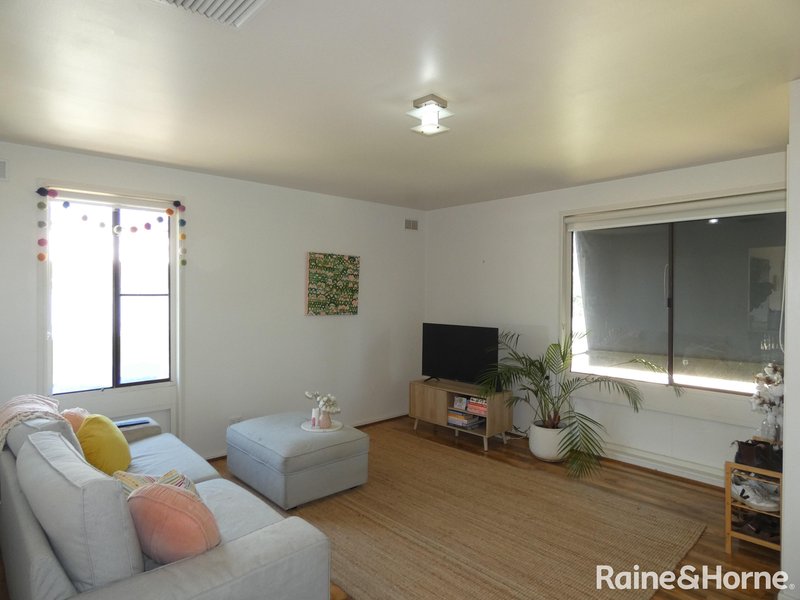 Photo - 18 Queen Street, Moree NSW 2400 - Image 4