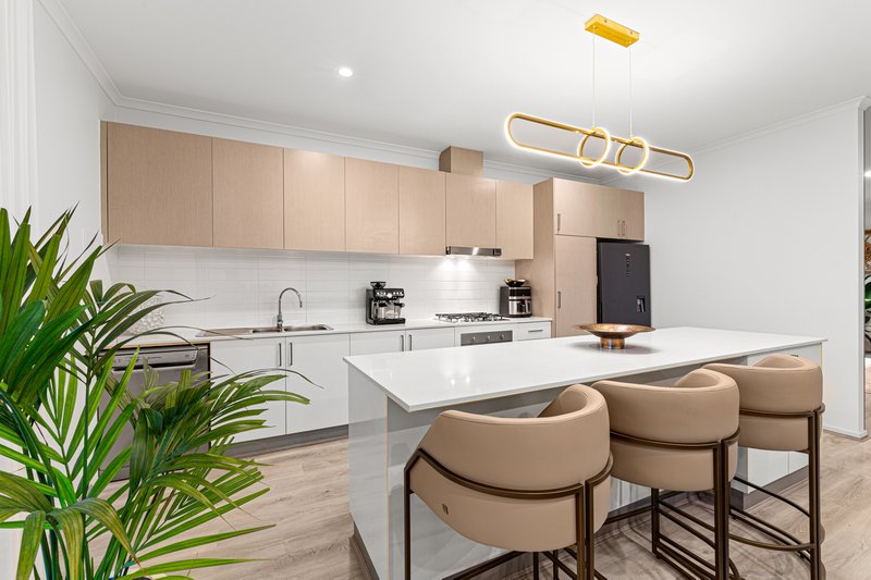 Photo - 18 Ramez Street, Mernda VIC 3754 - Image 5