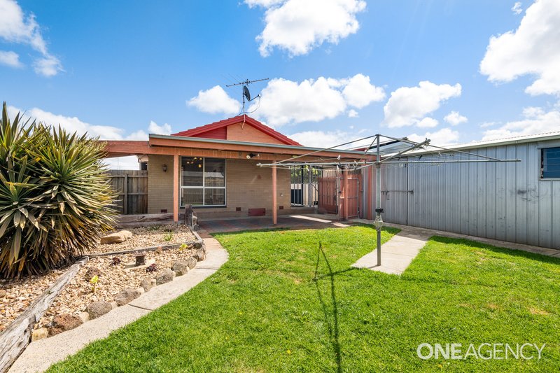 Photo - 18 Ranger Court, Whittington VIC 3219 - Image 2