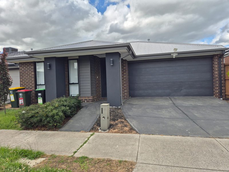 18 Rathdowne Drive, Mickleham VIC 3064