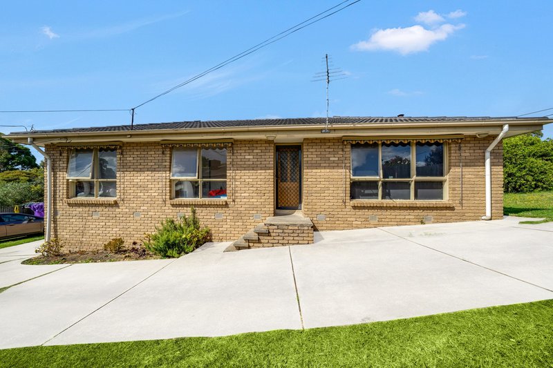 Photo - 1/8 Rebecca Street, Doveton VIC 3177 - Image 2