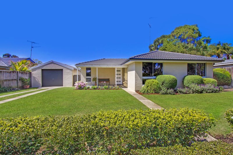 18 Red House Crescent, Mcgraths Hill NSW 2756