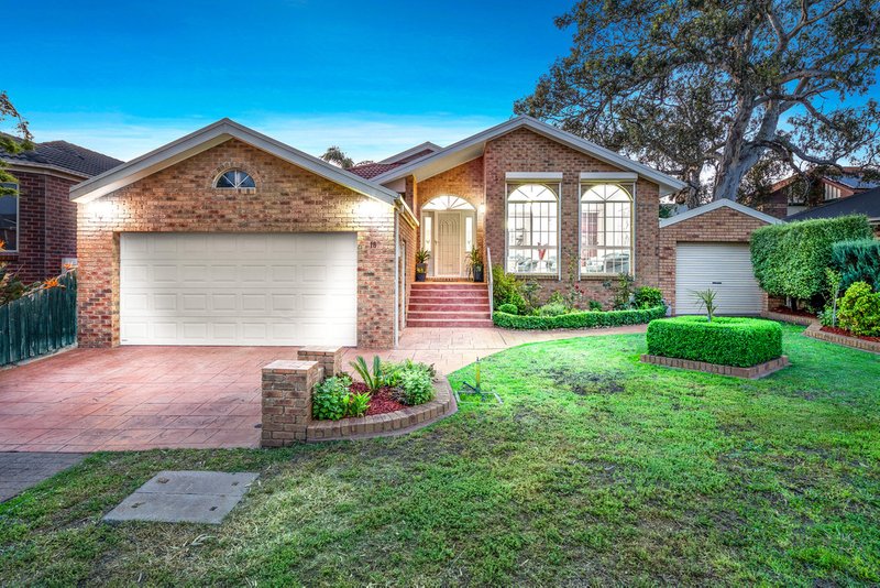 18 Redgum Court, Mill Park VIC 3082