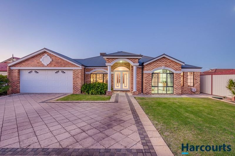 18 Regina Loop, Currambine WA 6028