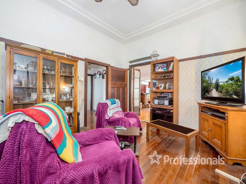 Photo - 18 Renwick Street, Lismore Heights NSW 2480 - Image 6