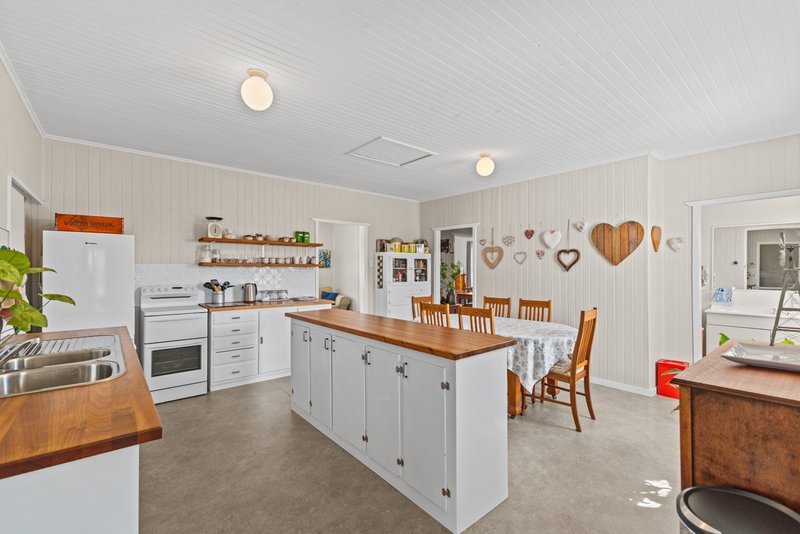 Photo - 18 Rhode Court, Oakey QLD 4401 - Image 5