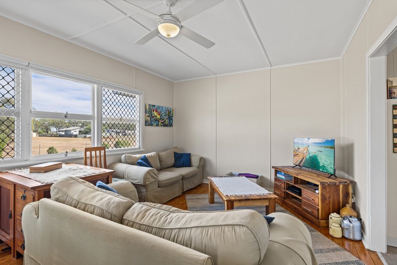 Photo - 18 Rhode Court, Oakey QLD 4401 - Image 7