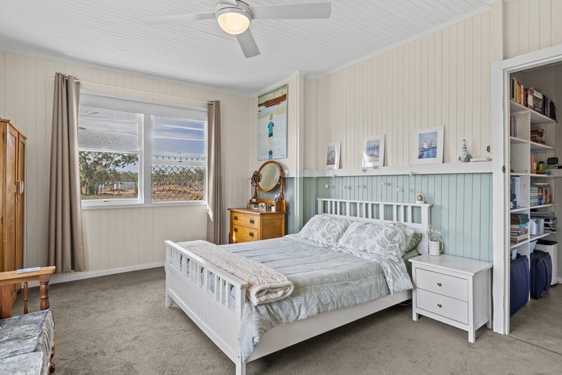 Photo - 18 Rhode Court, Oakey QLD 4401 - Image 8