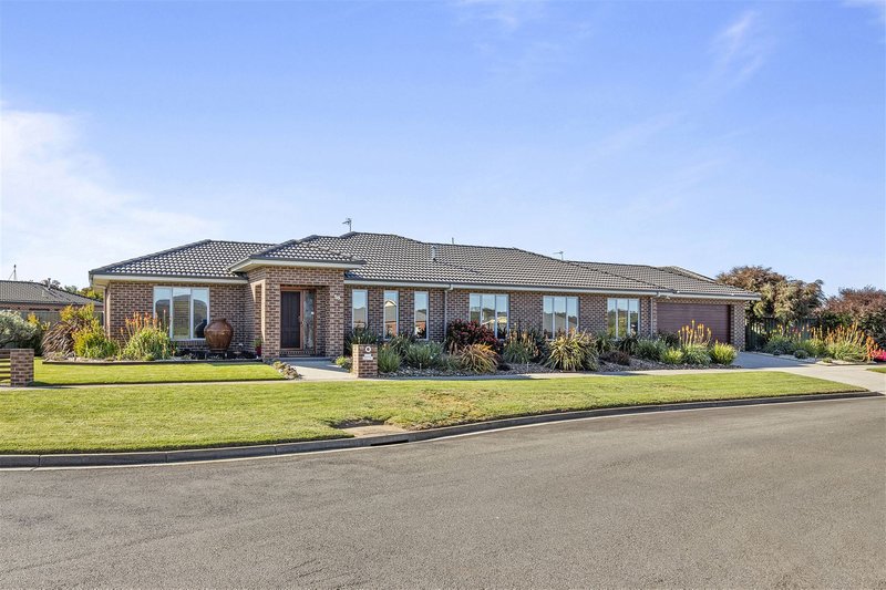 18 Rimmington Drive, Sebastopol VIC 3356