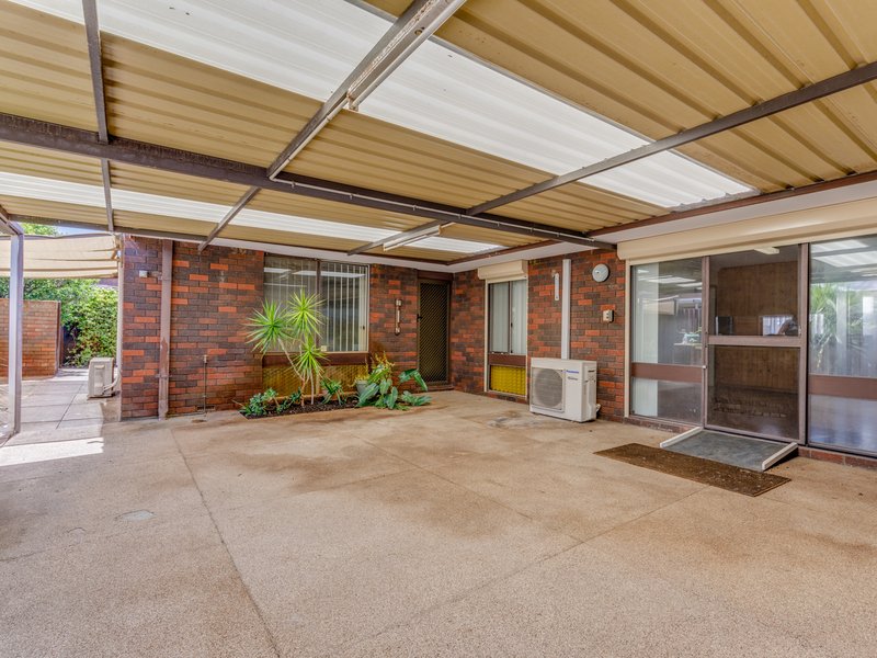 18 Ripplewood Avenue, Thornlie WA 6108