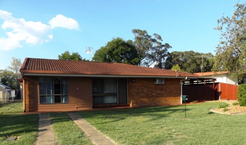 Photo - 18 Roberta St , Kingaroy QLD 4610 - Image 1