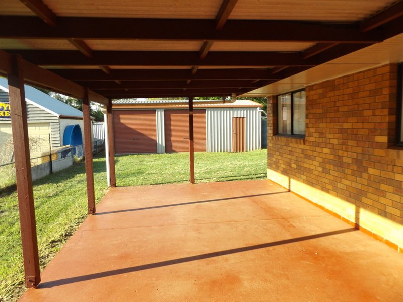 Photo - 18 Roberta St , Kingaroy QLD 4610 - Image 15