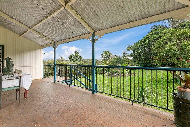 18 Robinson Road, Como QLD 4571