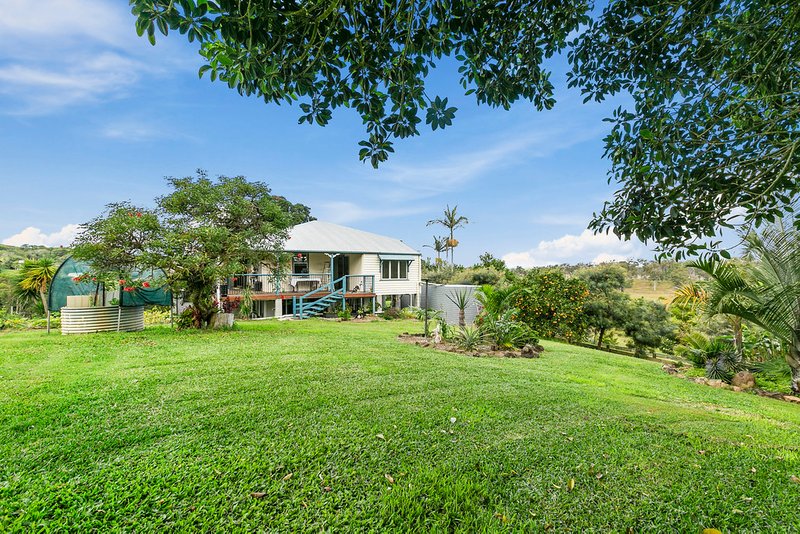 Photo - 18 Robinson Road, Como QLD 4571 - Image 2