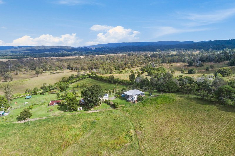 Photo - 18 Robinson Road, Como QLD 4571 - Image 17