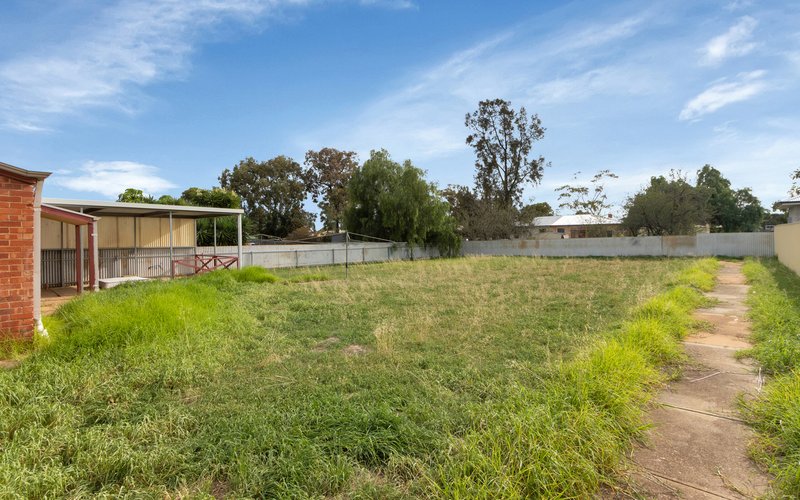Photo - 18 Rockbourne Street, Elizabeth North SA 5113 - Image 5