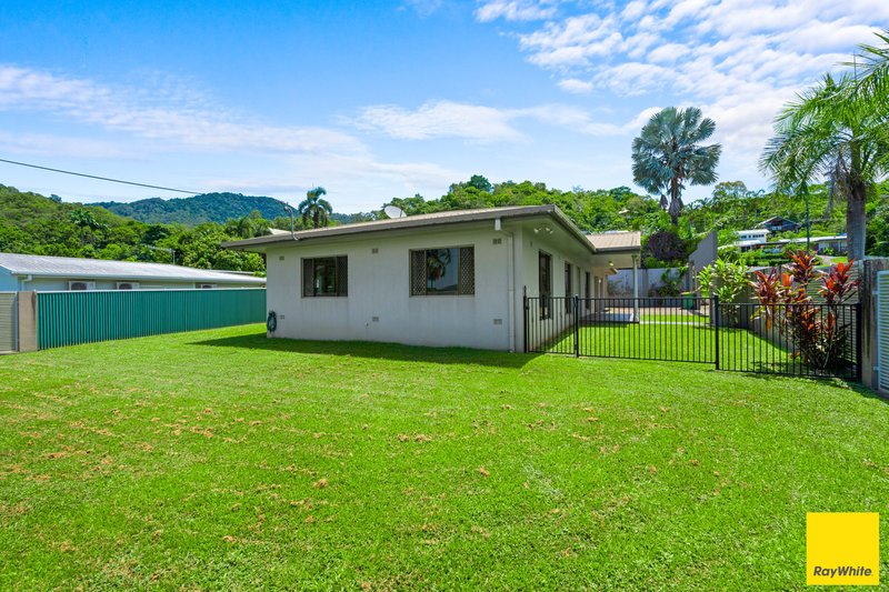 Photo - 18 Rogers Close, Whitfield QLD 4870 - Image 11