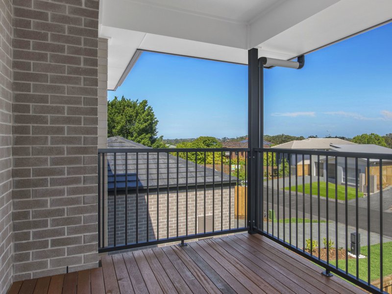 Photo - 18 Rookery Crescent, Bridgeman Downs QLD 4035 - Image 12