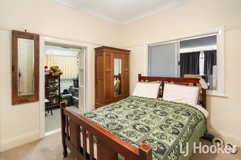 Photo - 18 Rosslyn Street, Inverell NSW 2360 - Image 9