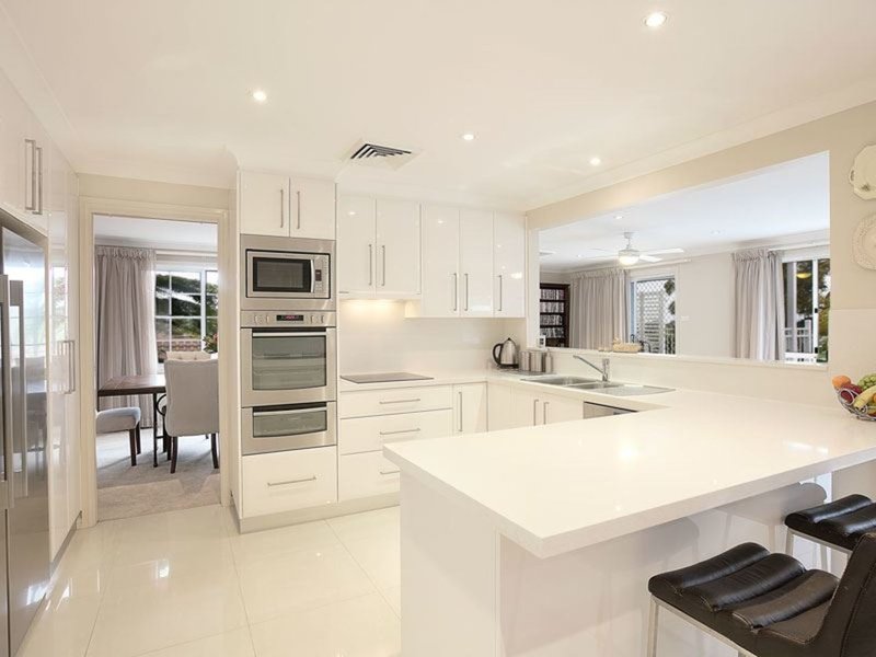 Photo - 18 Rutland Avenue, Baulkham Hills NSW 2153 - Image 4