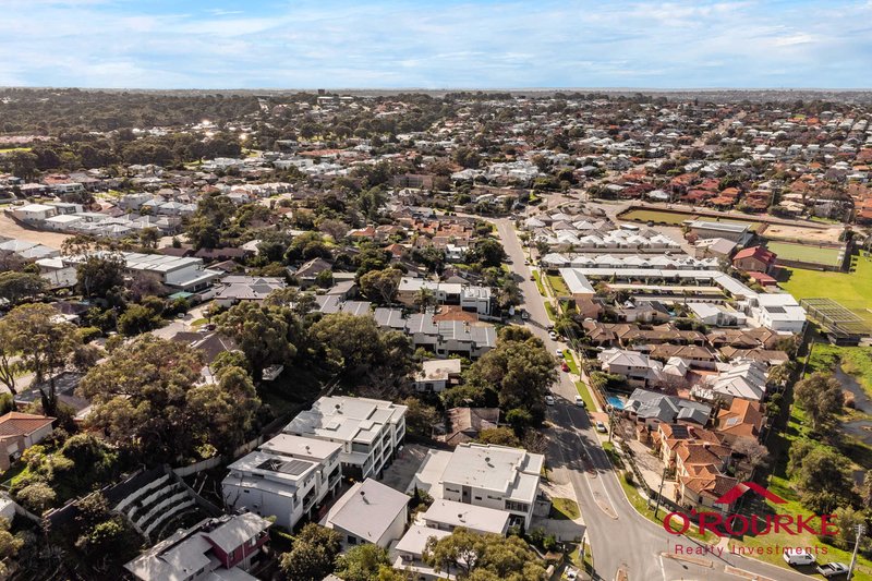 Photo - 18 Sackville Terrace, Scarborough WA 6019 - Image 8