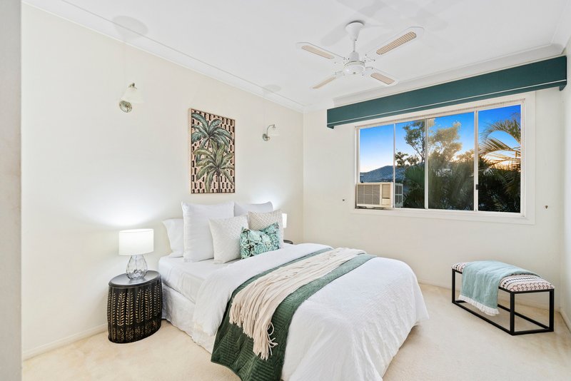 Photo - 18 Saint Ives Drive, Robina QLD 4226 - Image 24