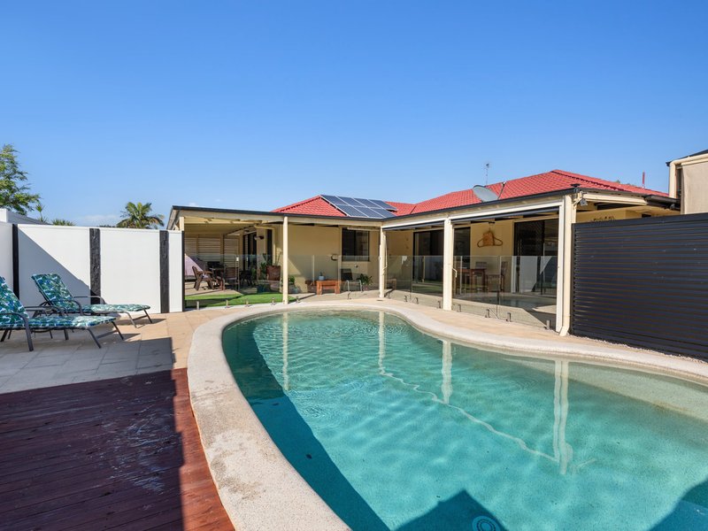 Photo - 18 Samson Circuit, Caloundra West QLD 4551 - Image 3