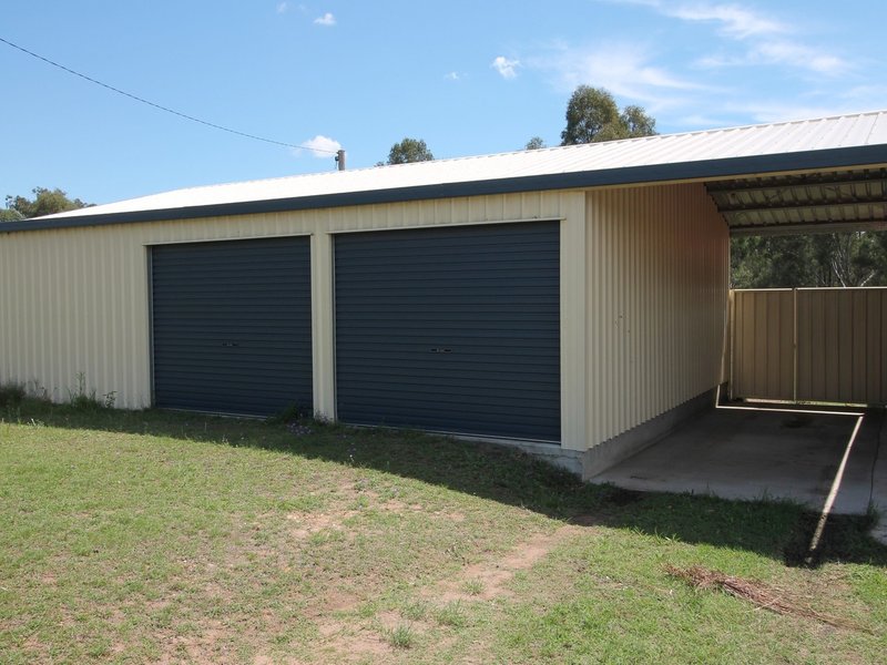 Photo - 18 Sandalwood Drive, Brightview QLD 4311 - Image 3