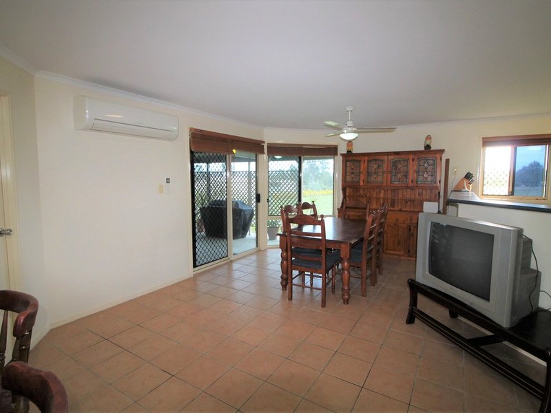 Photo - 18 Sandalwood Drive, Brightview QLD 4311 - Image 18