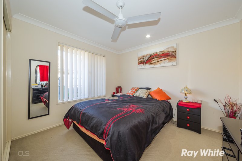 Photo - 18 Sandheath Place, Ningi QLD 4511 - Image 8