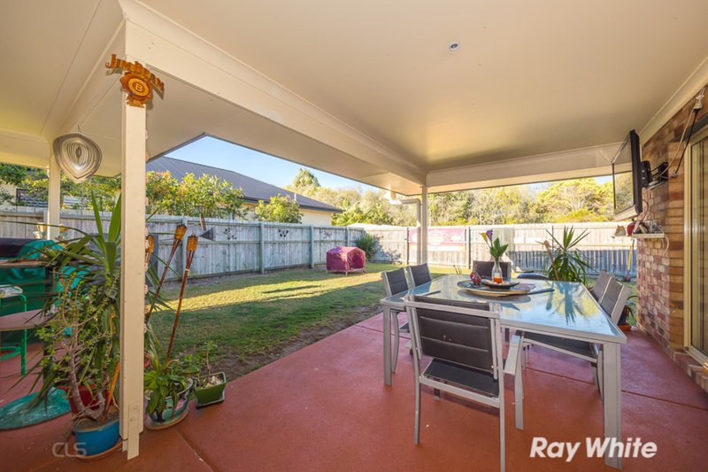 Photo - 18 Sandheath Place, Ningi QLD 4511 - Image 12